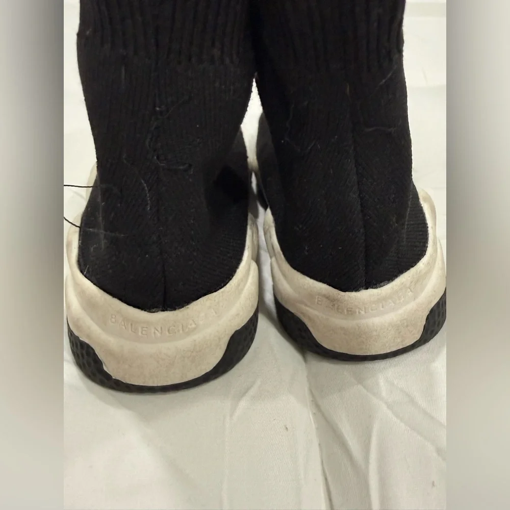 Balenciaga Black and White Knit Sneakers - Picture 3 of 5